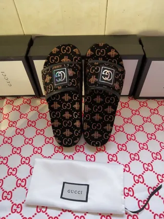Gucci Black Gold Monogrammed Sole Iridescent Logo Strap Slippers 4