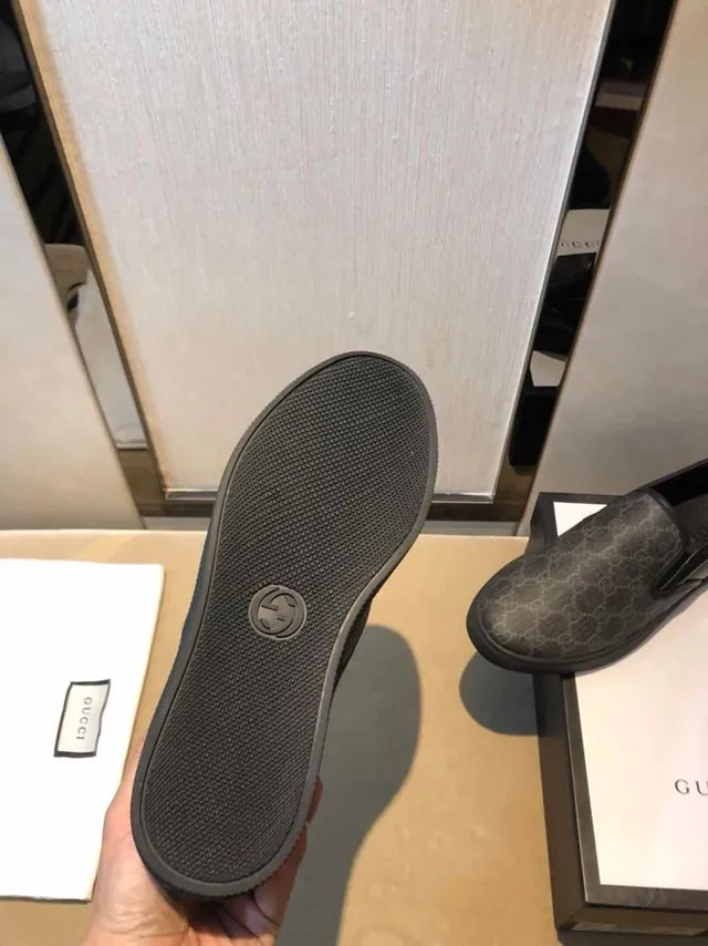 Gucci Noir Rouge GG Monogram Toile Cuir Borde Loafer 3