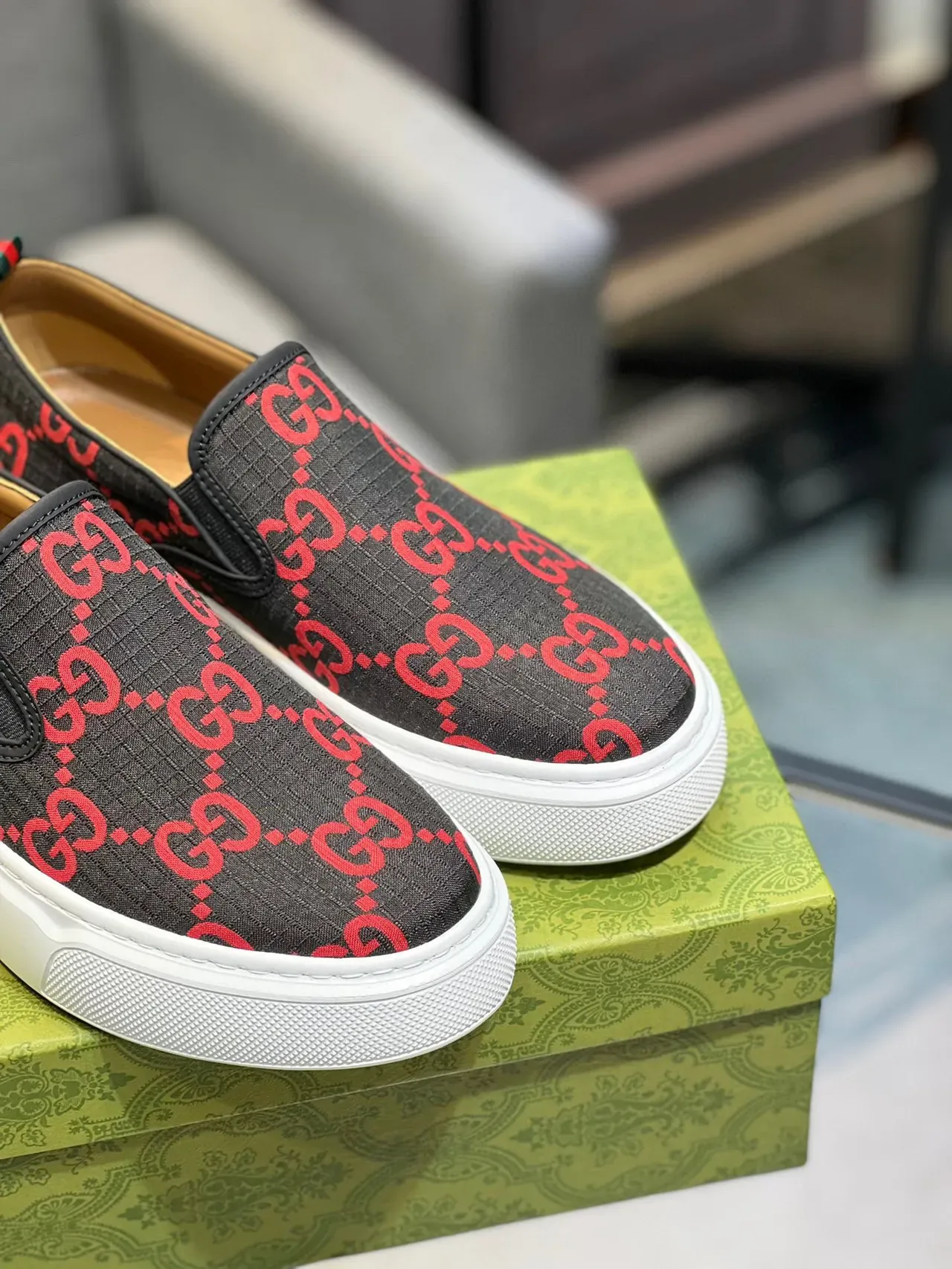 Gucci Noir Rouge GG Monogram Toile Slip-On Construction Lifestyle Sneakers 3