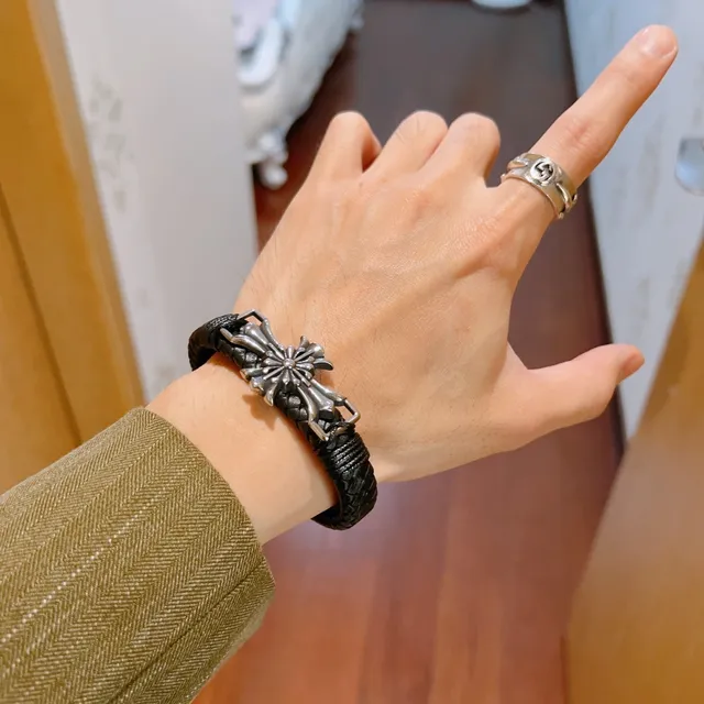 Gucci Black Silver Braided Leather Metal Cross Motif Bracelet 9