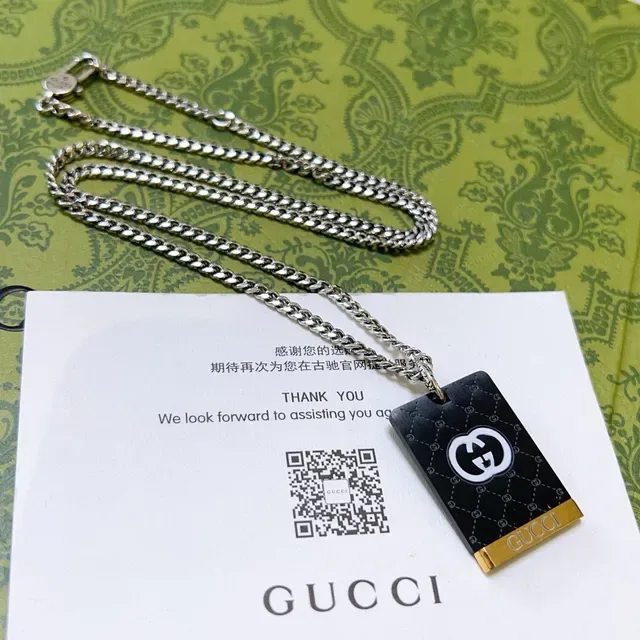 Gucci Black Silver Curb Chain Rectangular Tag Necklace 1