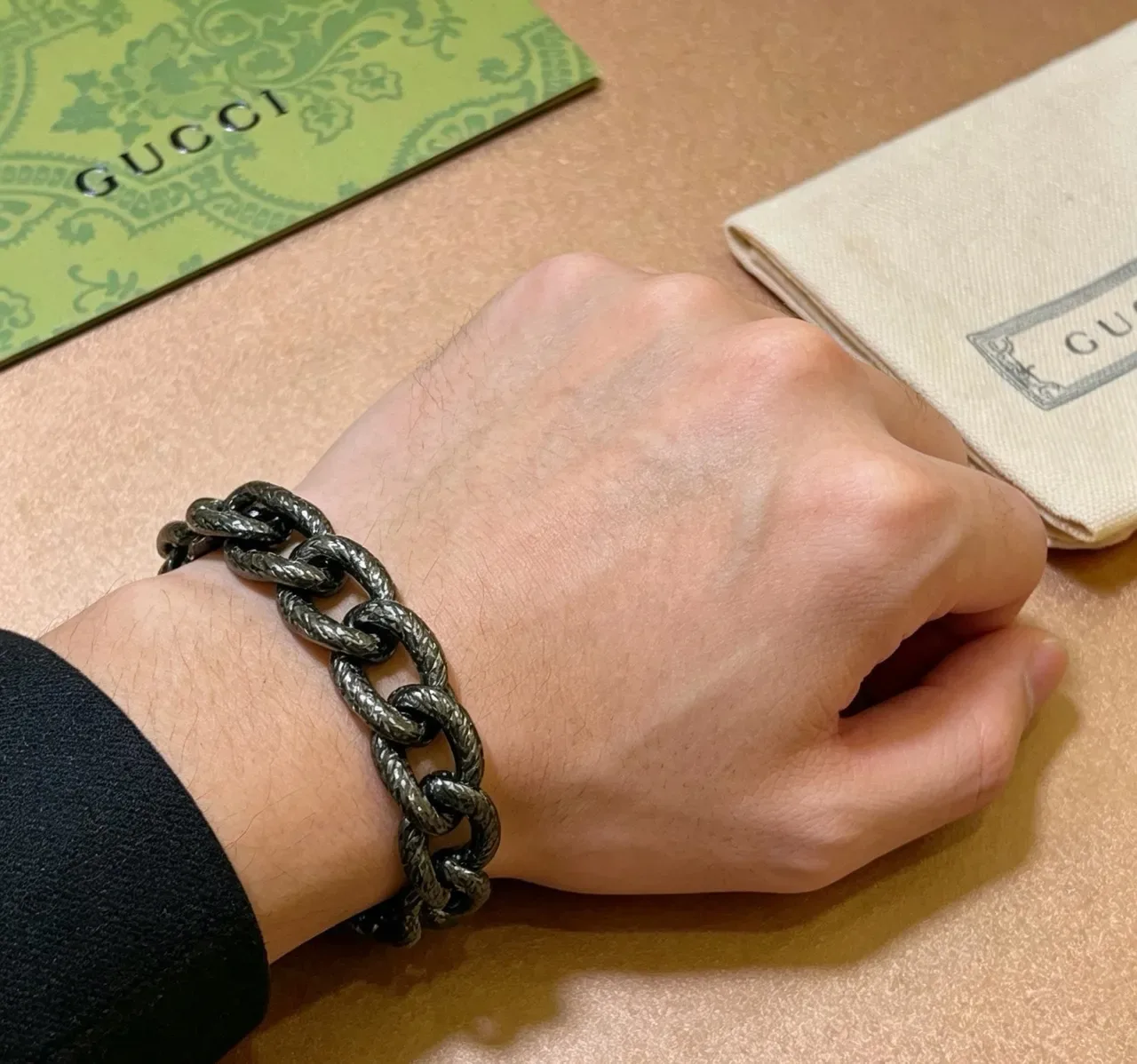 Gucci Black Silver Twisted Rope-Link Chain Oxidized Metal Finish Bracelet 3