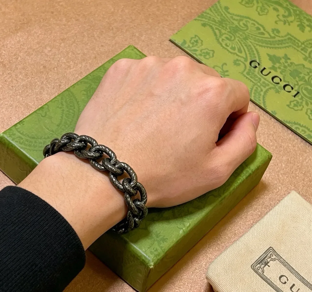 Gucci Black Silver Twisted Rope-Link Chain Oxidized Metal Finish Bracelet 5