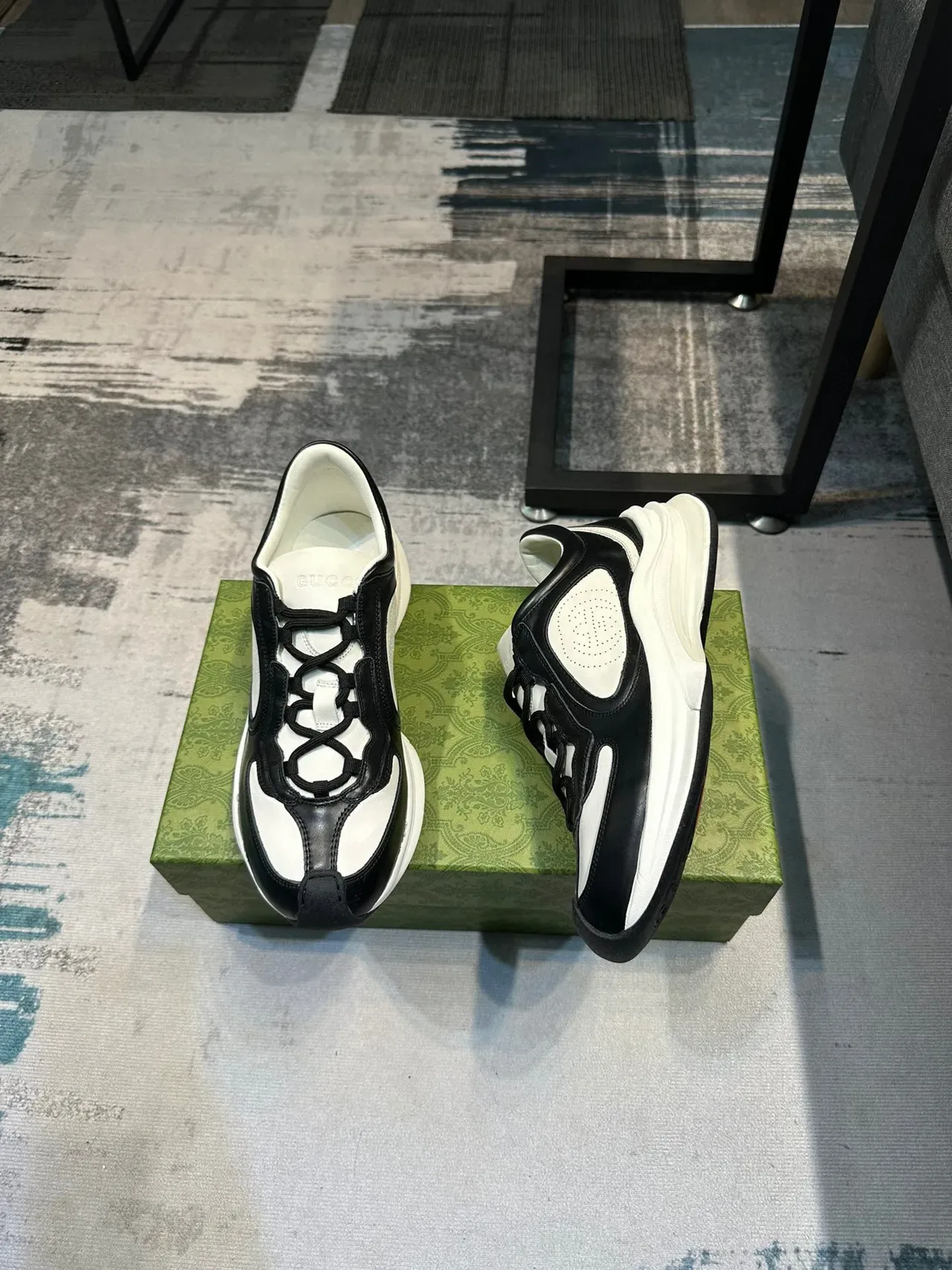 Gucci Black White Layered Leather Perforated Side Panel Lifestyle Sneakers 4
