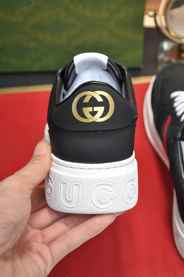 Gucci Black White Low-Top Platform Sole Lifestyle Sneakers 2