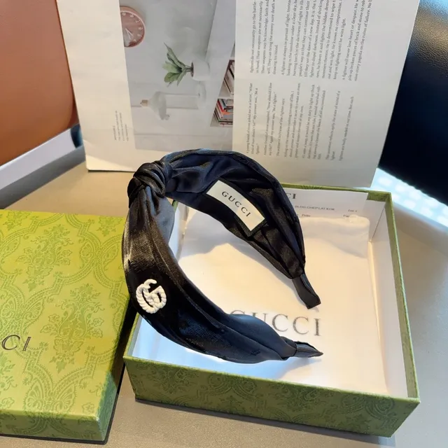 Gucci Black White Twisted Knot Embroidered Logo Hat 5