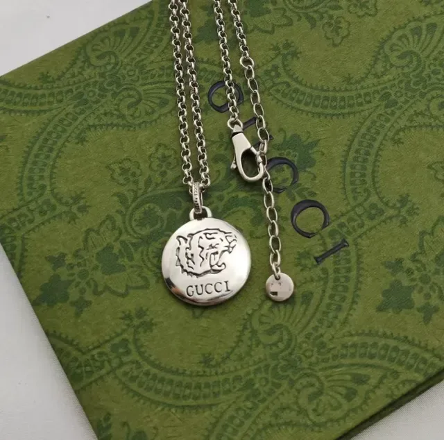 Gucci Blind for Love and Tiger Silver Ball Chain Engraved Circular Pendant Necklace 3
