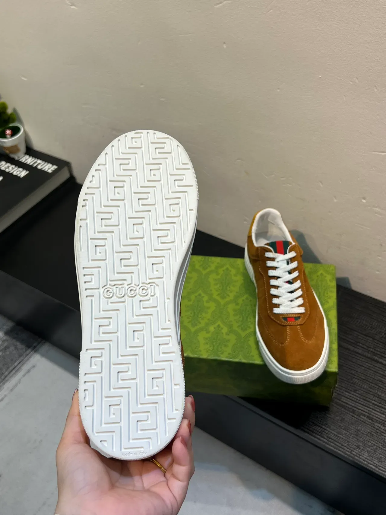 Gucci Brown Beige Suede Upper White Rubber Sole Lifestyle Sneakers 9