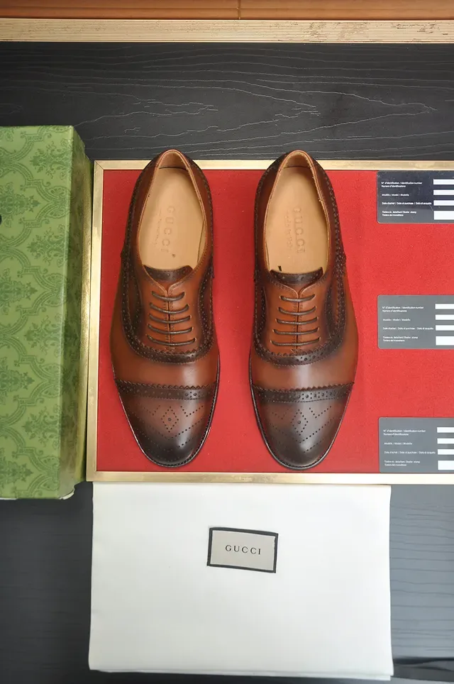 Gucci Marron Noir Cap-Toe Brogue 5