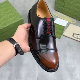 Gucci Cap-Toe Two-Tone Patina Oxford Shoes