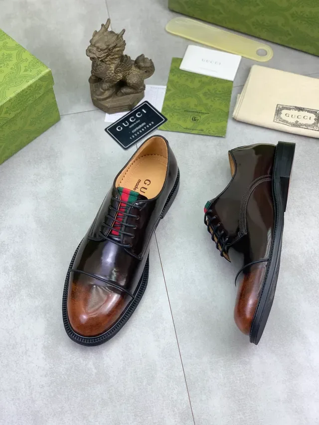 Gucci Chaussures Oxford Cap-Toe Deux Tons Patina 5