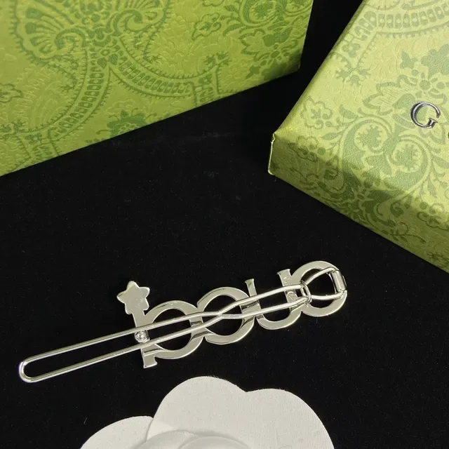 Gucci Crystal Logo and Star Hair Clip Brooch 2