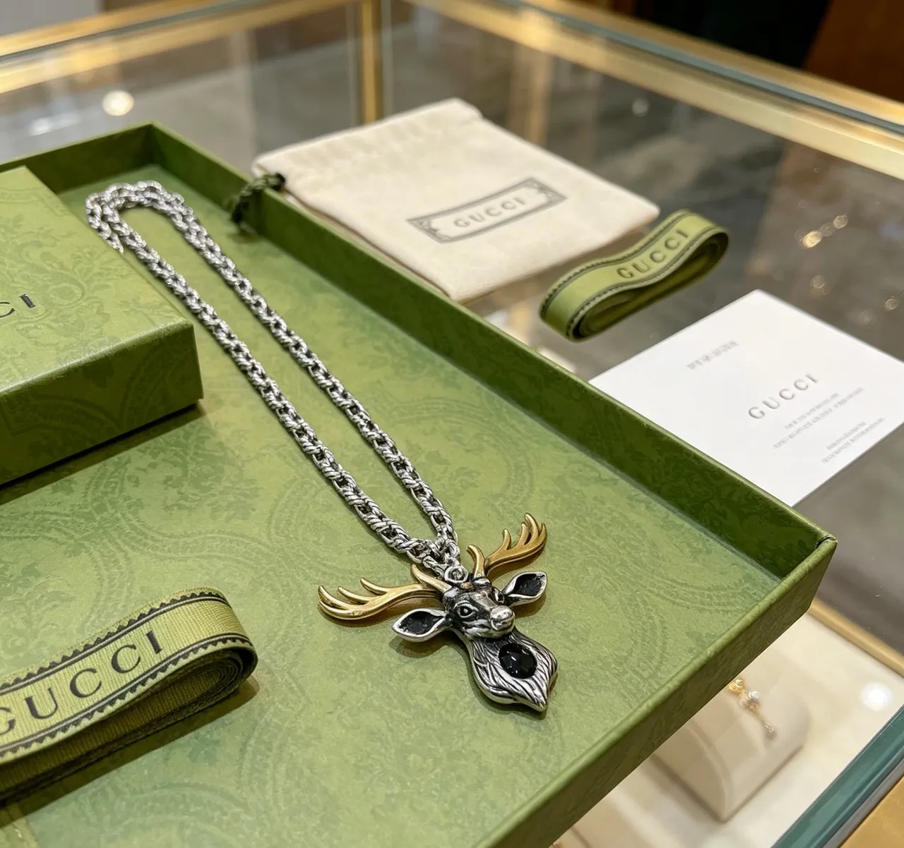 Gucci Cabeça de Veado Prata Dourado Bicolor Metal Acentos de Esmalte Preto Colar 4