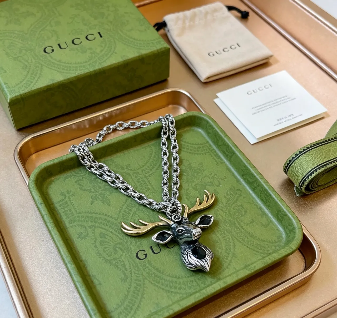 Gucci Cabeça de Veado Prata Dourado Bicolor Metal Acentos de Esmalte Preto Colar 9