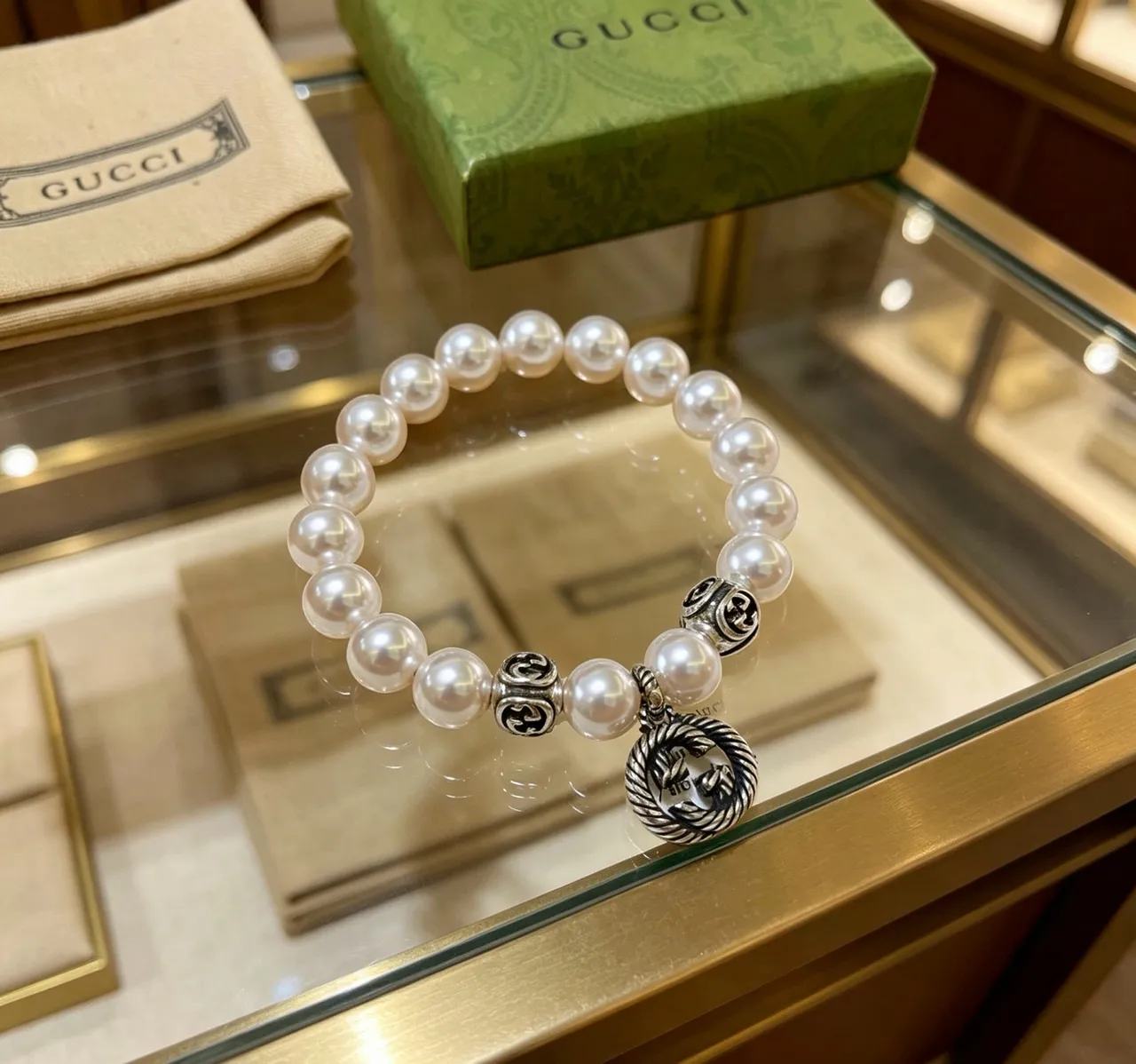 Gucci Dionysus Pearl and Interlocking G Bracelet 7