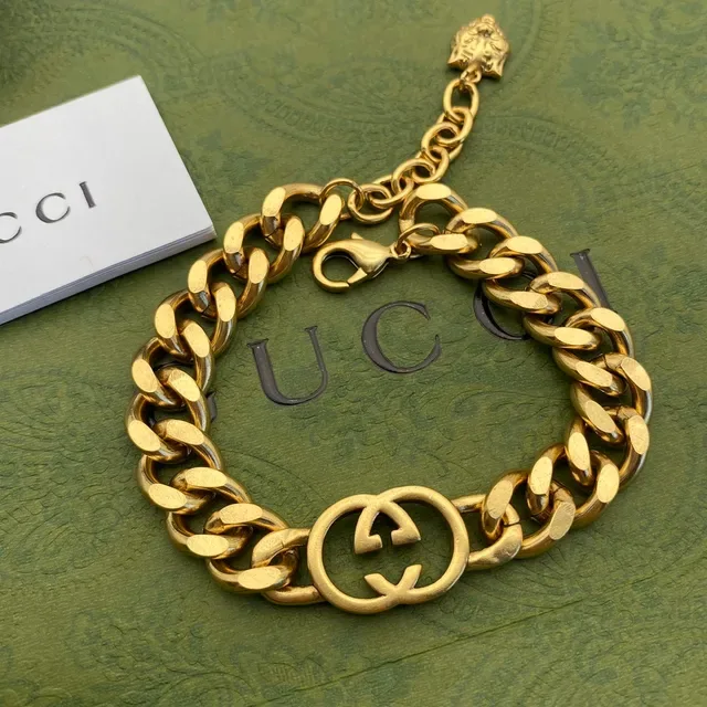 Gucci Dionysus Tiger Charm Gold-Tone Chunky Chain Bracelet 5