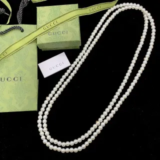Gucci قلادة لؤلؤ زراعية ذات سلسلة مزدوجة