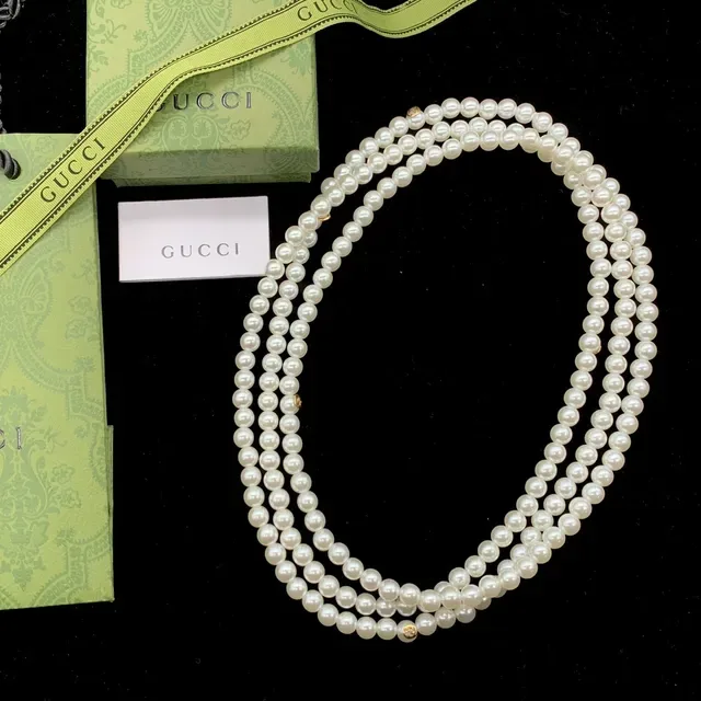Gucci Double-Strand Cultured Pearl Necklace 3