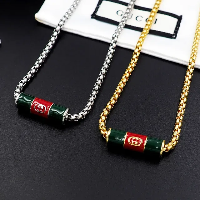 Gucci इनेमल बैरल पेंडेंट सिल्वर ग्रीन कर्ब चेन नेकलेस 6