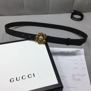 Gucci Floral Buckle Black Leather Belt