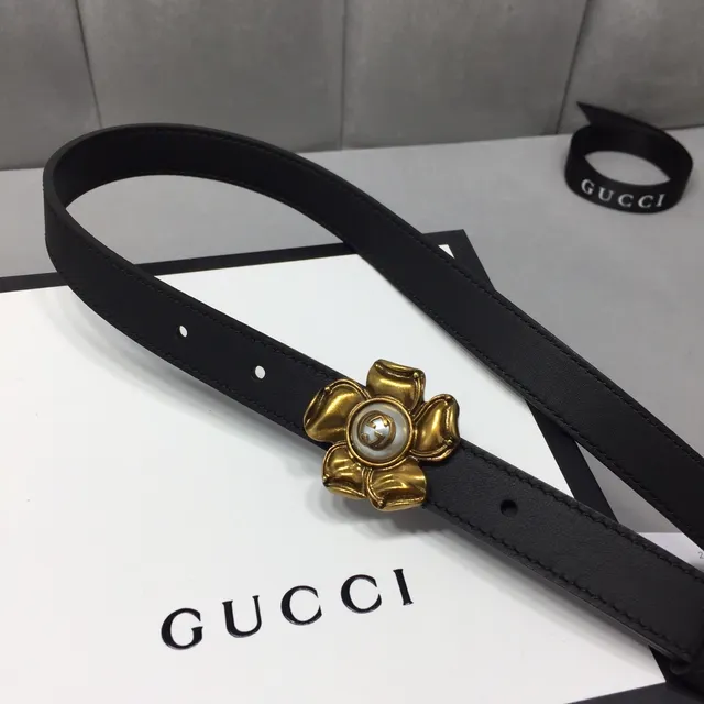 Gucci Floral Buckle Black Leather Belt 9