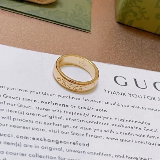 Gucci GG Engraved Wide Band Gold Ring 7