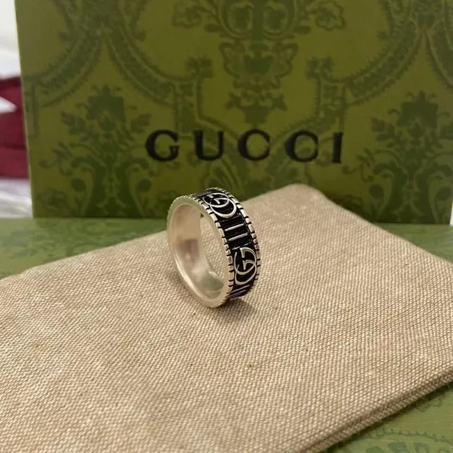 Gucci GG Logo Band Silver Black Wide Interlocking Ring 3