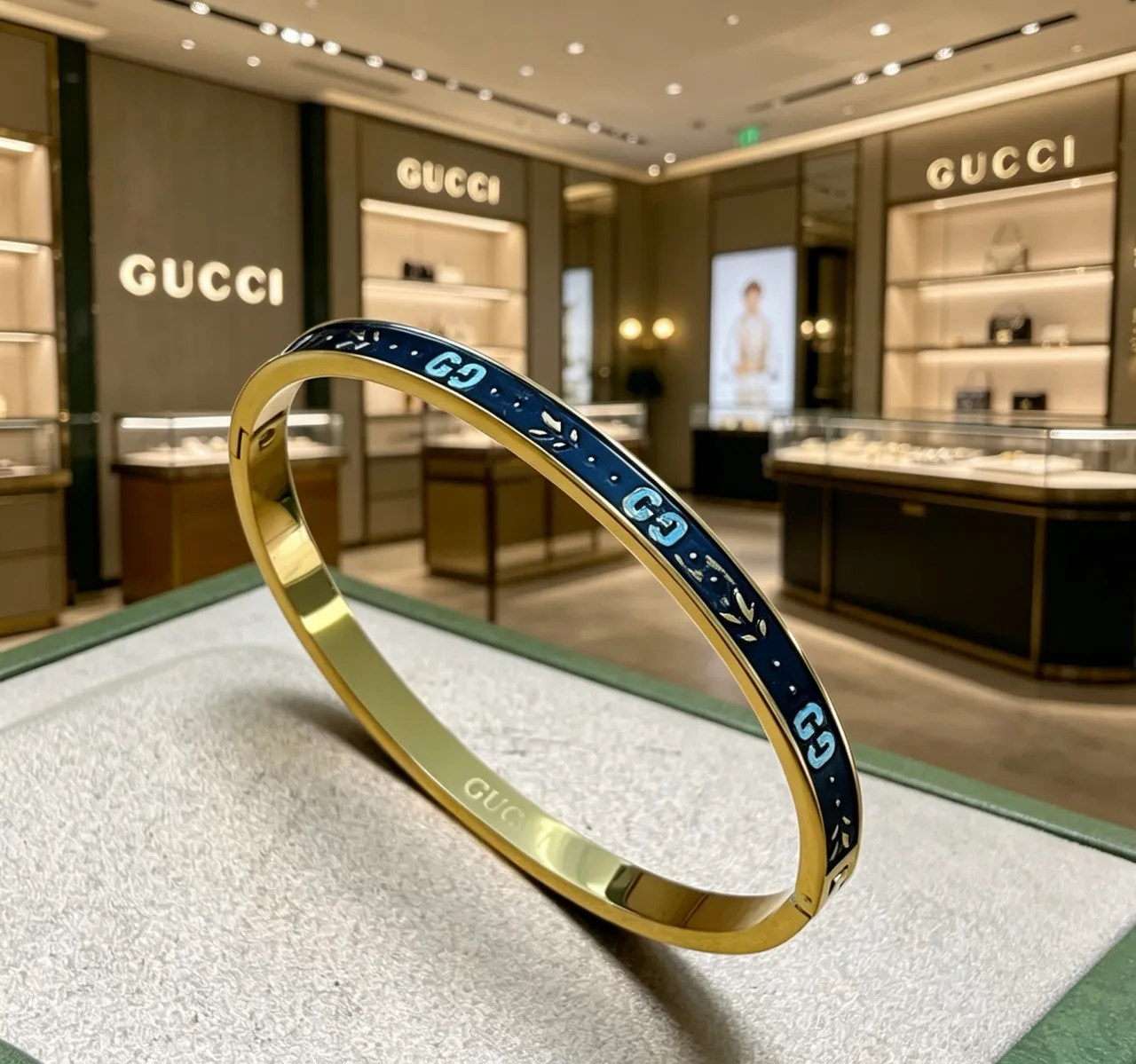 Gucci GG Marmont Blue Enamel and Gold-Tone Hinged Bracelet 6