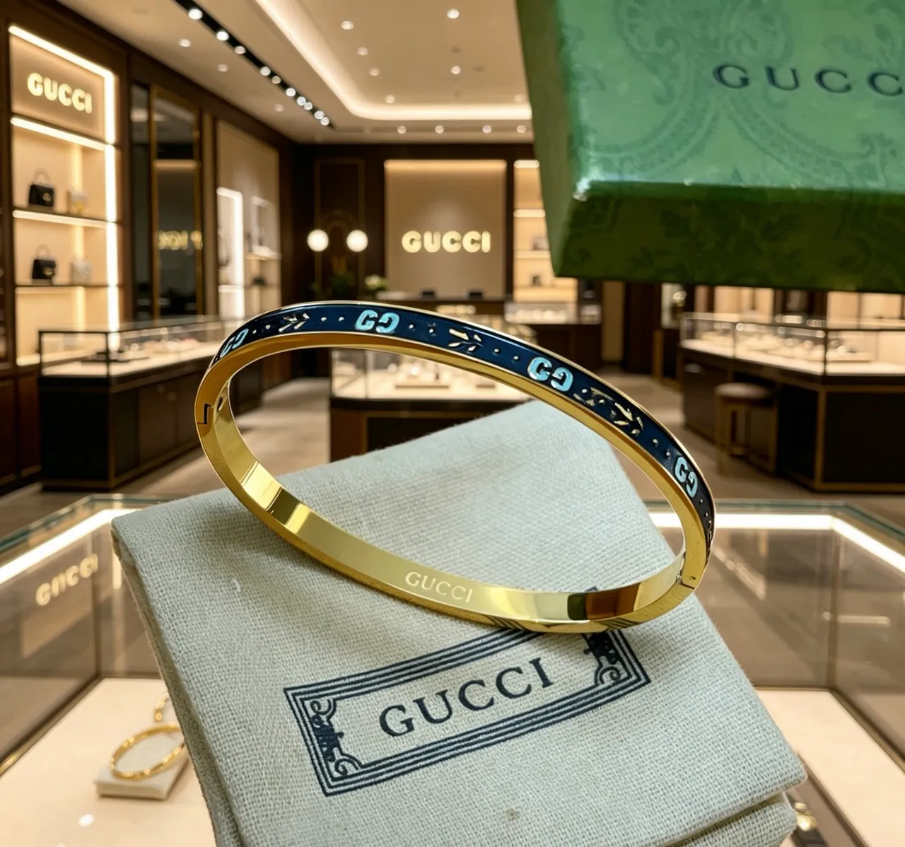 Gucci GG Marmont Blue Enamel and Gold-Tone Hinged Bracelet 9
