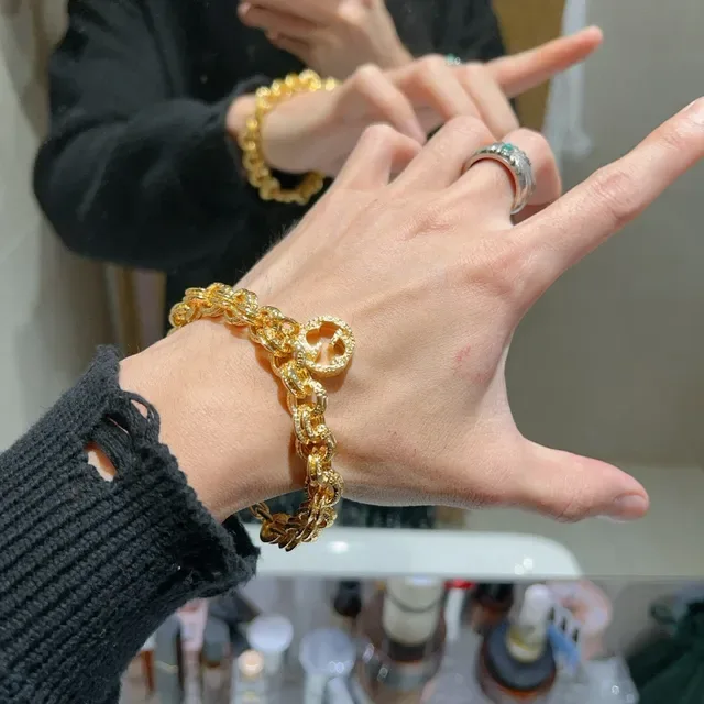 Gucci GG Marmont Chunky Twisted-Link Gold-Tone Bracelet 3