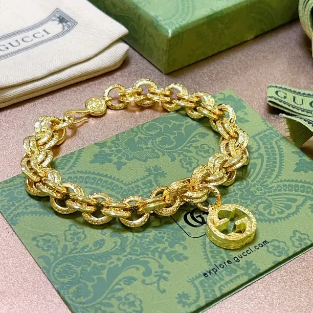 Gucci GG Marmont Chunky Twisted-Link Gold-Tone Bracelet 4