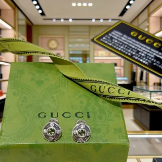 Gucci GG Marmont Crystal-Embellished Interlocking G Stud Earrings