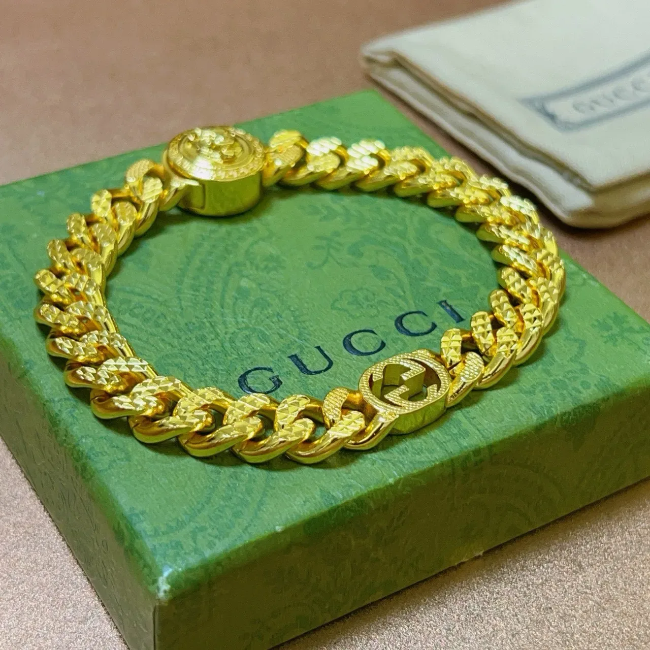 Gucci GG Marmont Gold Curb-Link Chain Interlocking G Motif Bracelet 2