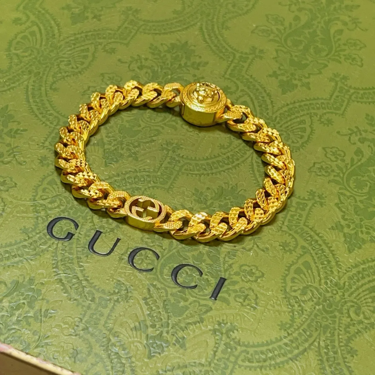Gucci GG Marmont Gold Curb-Link Chain Interlocking G Motif Bracelet 6