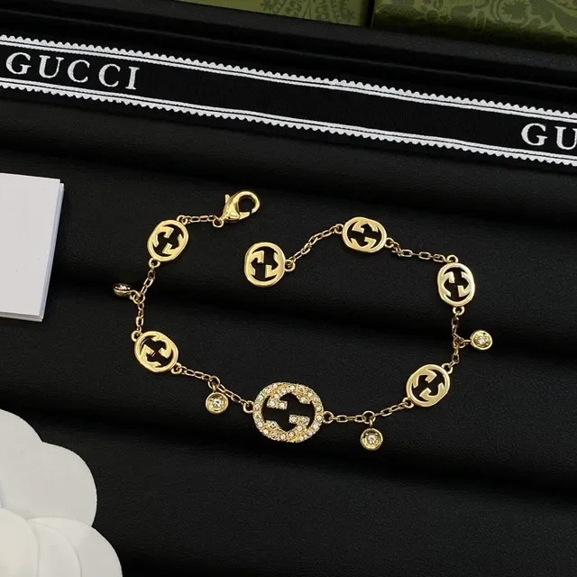 Gucci GG Marmont Gold Silver Chain Interlocking G Charms Necklace 3