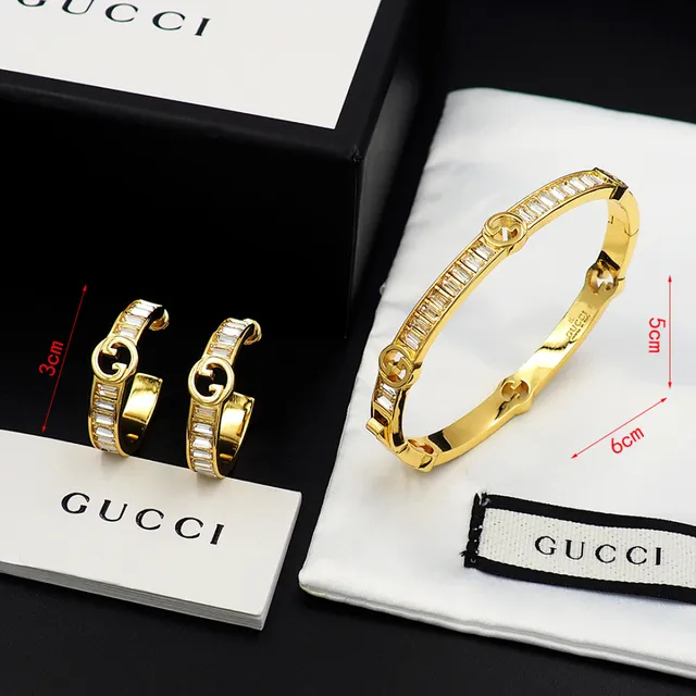 Gucci GG Marmont tom dourado retangular cristal argola de orelha 2