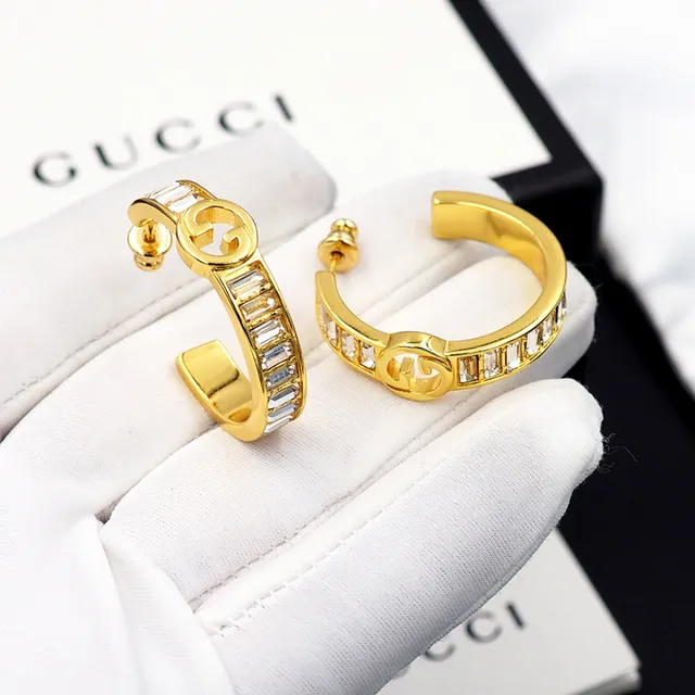 Gucci GG Marmont tom dourado retangular cristal argola de orelha 9