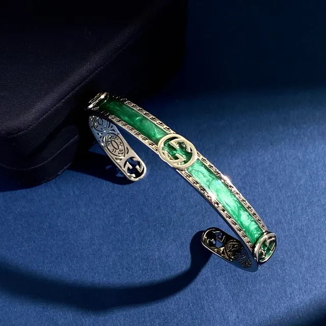 Gucci GG Marmont Green Enamel Interlocking G Cuff Bracelet 2