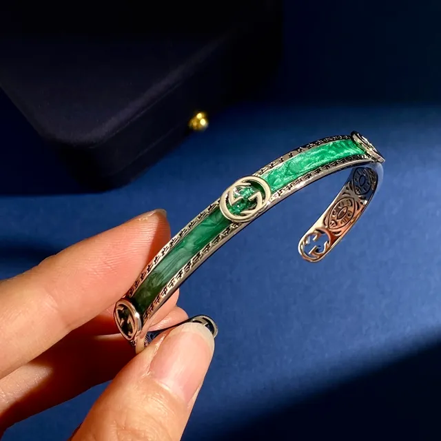 Gucci GG Marmont Green Enamel Interlocking G Cuff Bracelet 3