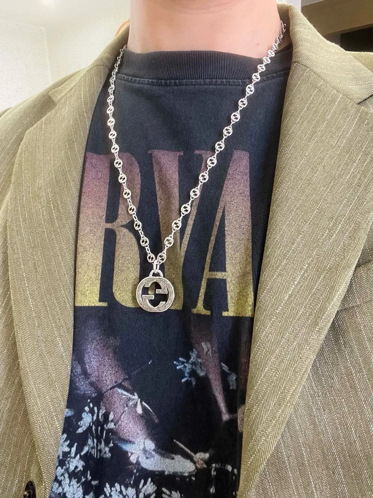 Gucci GG Marmont Interlocking G Motif Colar Prateado 2