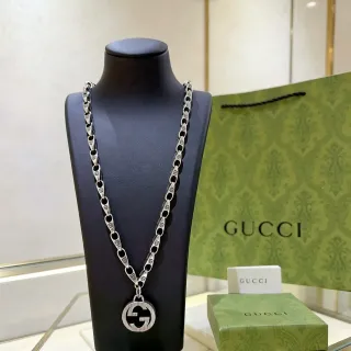 Gucci GG Marmont Interlocking GG Pendant Necklace