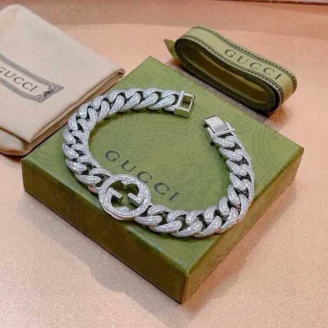 Gucci GG Marmont Pavé Crystal Curb-Link Bracelet 9