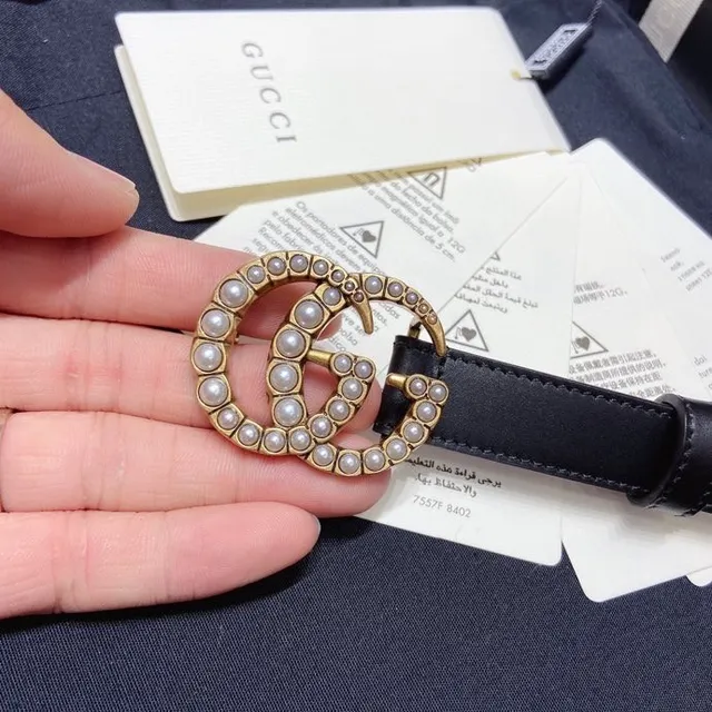 Gucci GG Marmont Ceinture en cuir noir ornée de perles 5