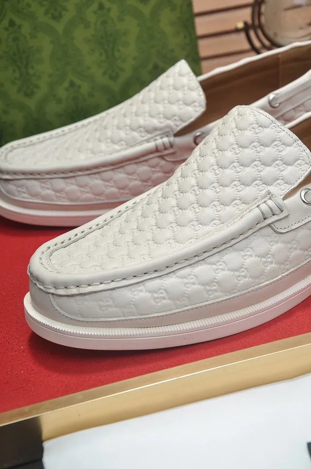 Gucci GG Marmont Quilted Off-White Loafers 3