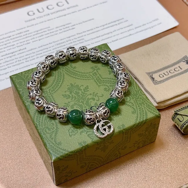 Gucci GG Marmont Vert Argent Interlocking G Logo perles Jade-Like Bracelet 9