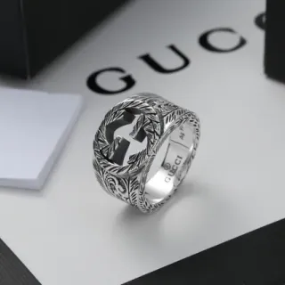 Gucci GG Marmont Silver Interlocking G Logo Hand-Engraved Leaf Motif Ring