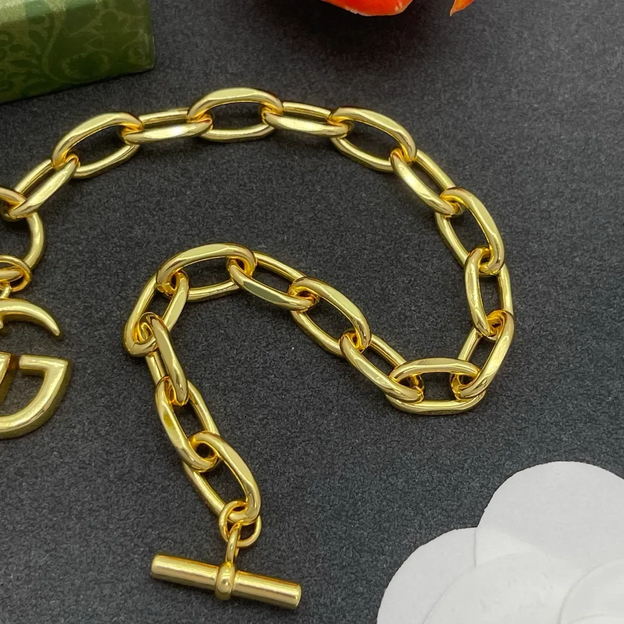 Gucci Gold Oval-Link Chain Toggle Clasp Bracelet 6