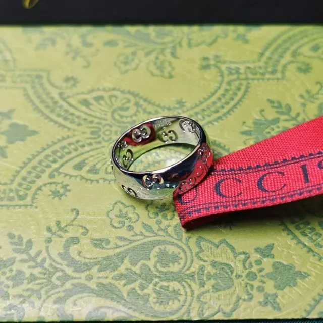 Gucci Gold Polished Interlocking GG Cutout Motif Ring 6