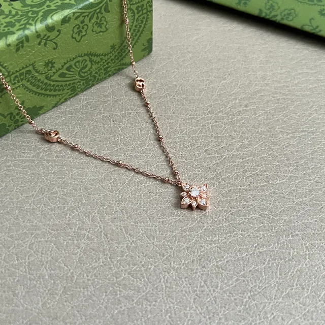 Gucci Gold Transparent Rose Chain Interlocking G Charms Necklace 2