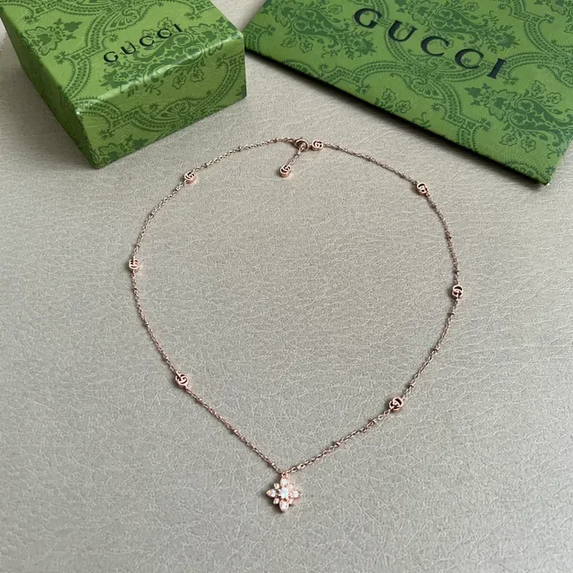 Gucci Gold Transparent Rose Chain Interlocking G Charms Necklace 3